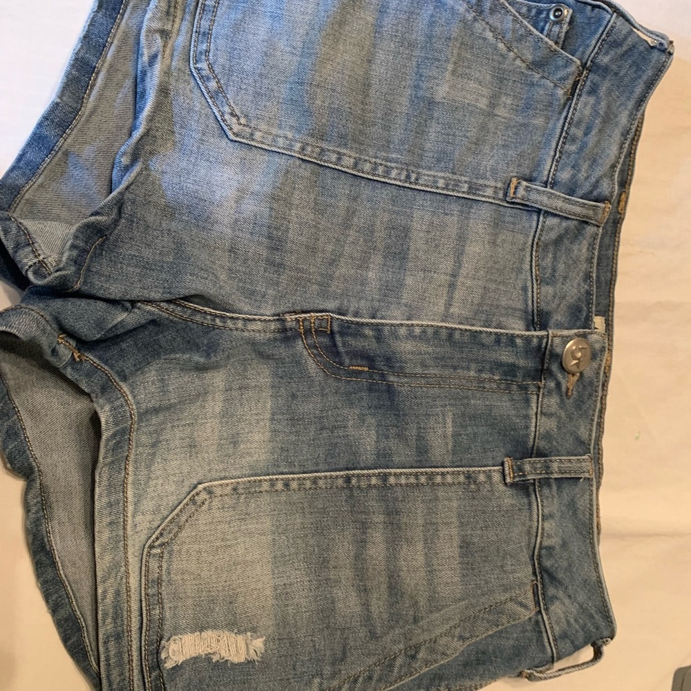 Cute denim shorts